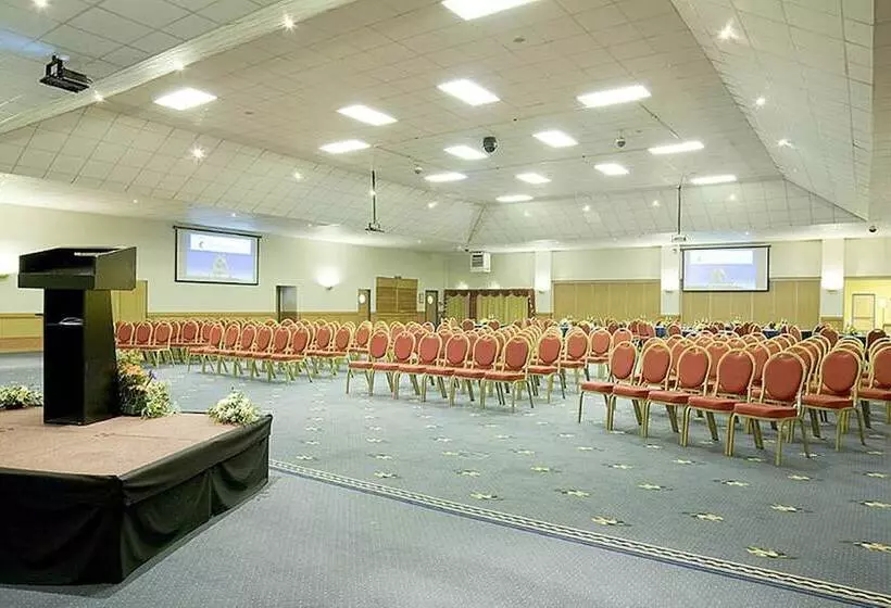호텔 Holiday Inn Wolverhampton   Racecourse, An Ihg