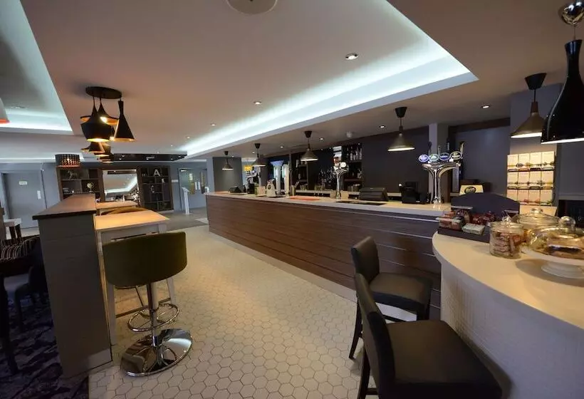 호텔 Holiday Inn Wolverhampton   Racecourse, An Ihg