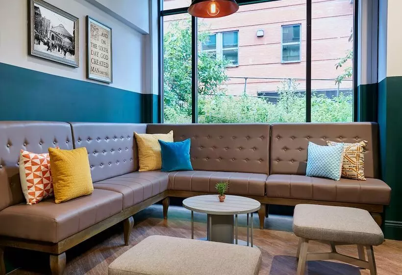 Отель Leonardo Manchester Central