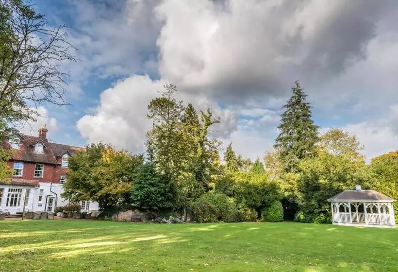 Отель Moorhill House Bed & Breakfast