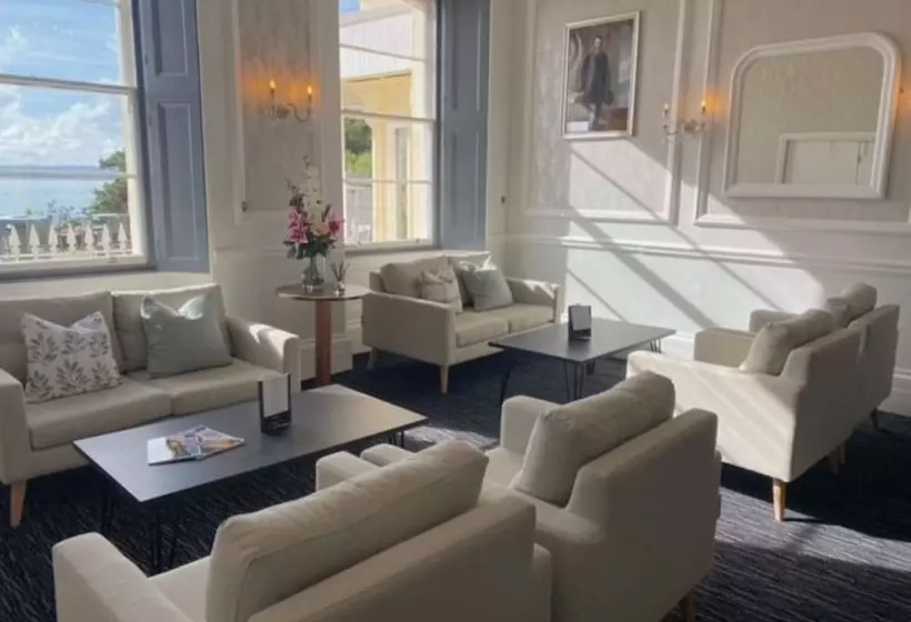 ホテル The Osborne