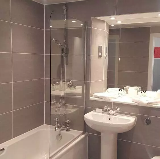 ホテル The Osborne