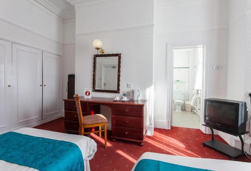 هتل Prince Of Wales