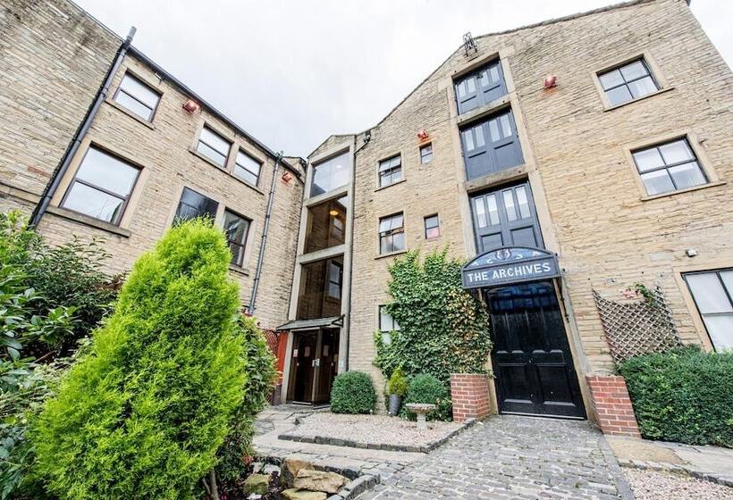 هتل The Imperial Crown