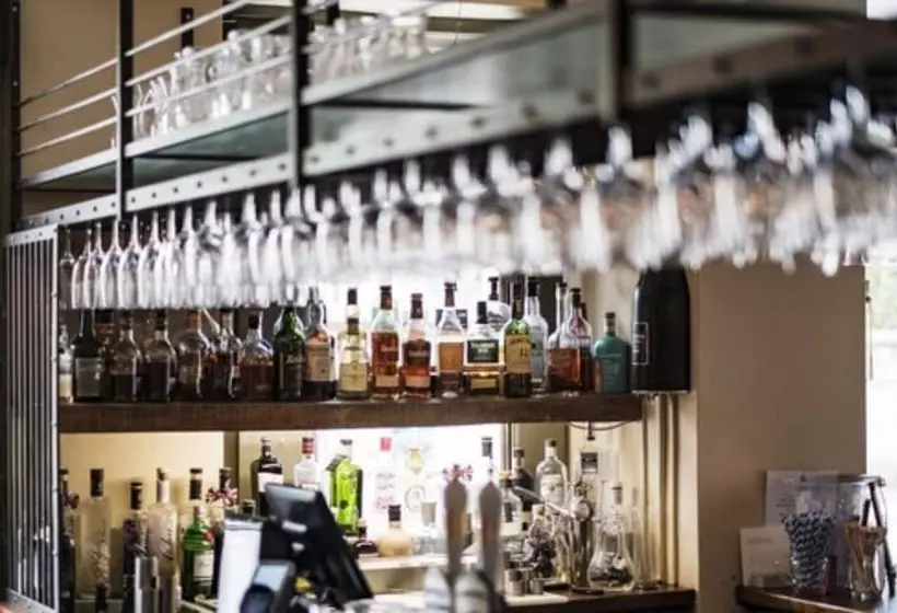 Отель The Methuen Arms