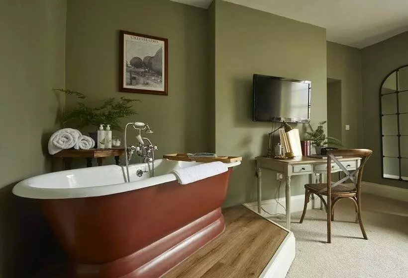 Отель The Methuen Arms