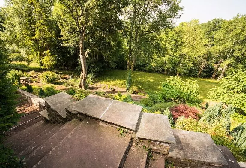 Peterstone Court Country House Restaurant & Spa