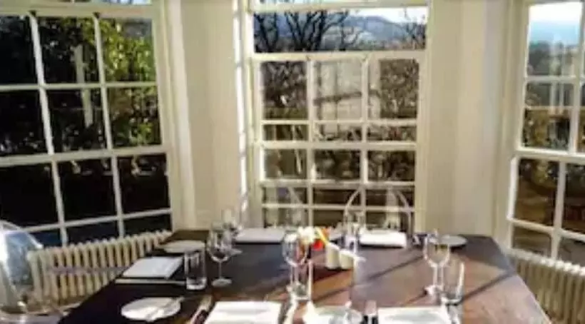 Peterstone Court Country House Restaurant & Spa