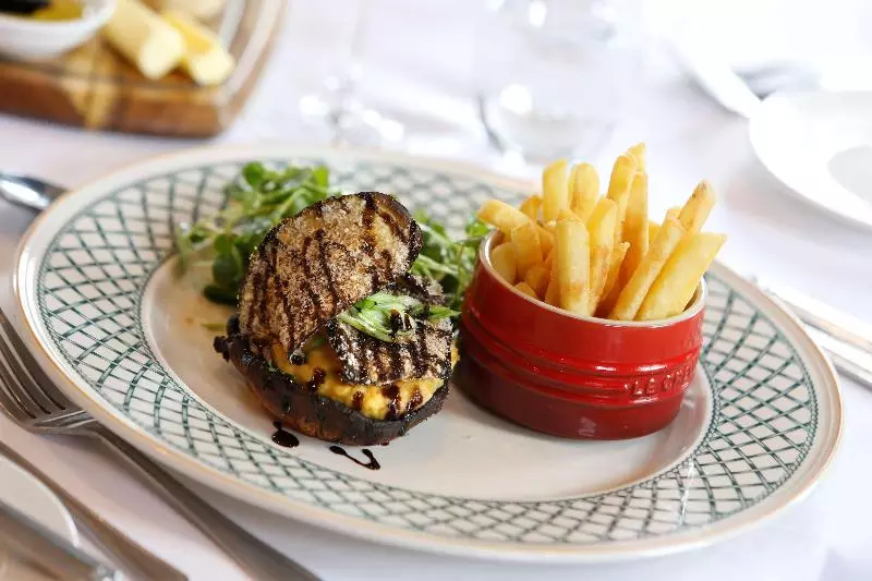 York Pavilion Hotel, Sure Hotel Collection By Best Western