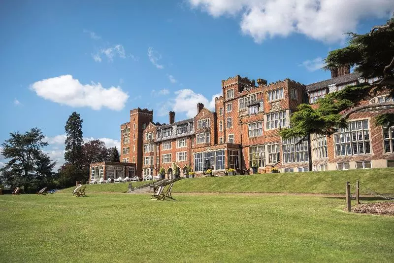 호텔 Birch Selsdon