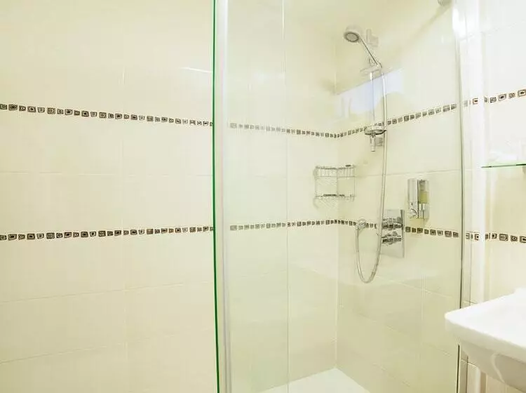 ホテル Ravensworth