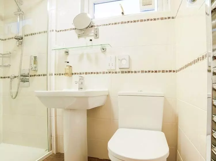 ホテル Ravensworth