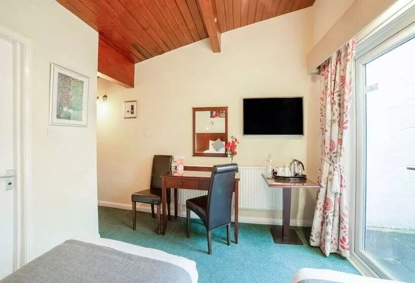 ホテル Ravensworth