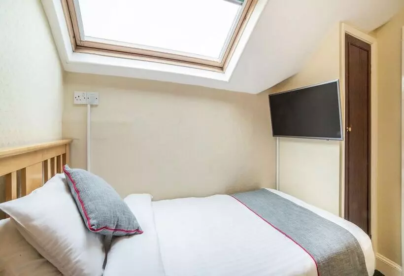 ホテル Ravensworth