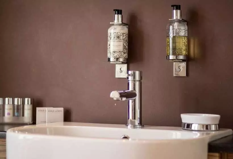 ホテル Ravensworth