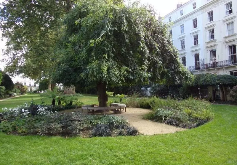 בית מלון כפרי Wedgewood