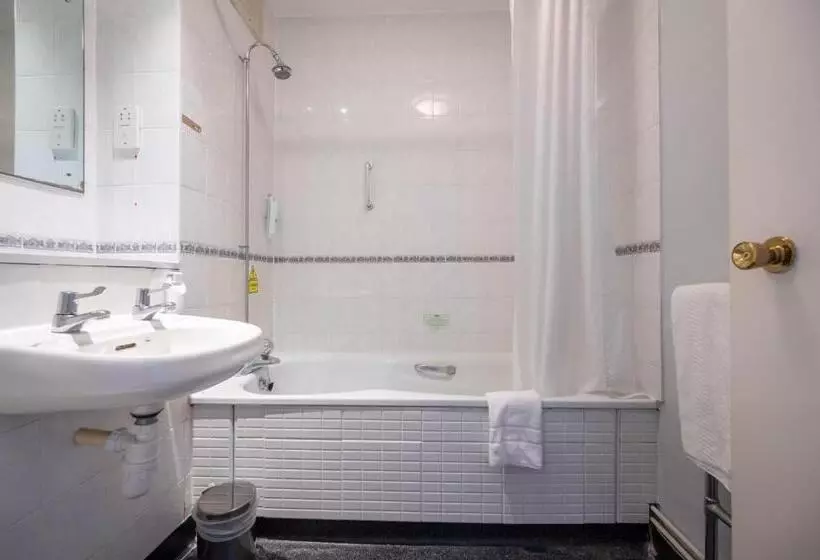 Rising Sun Hotel By Greene King Inns