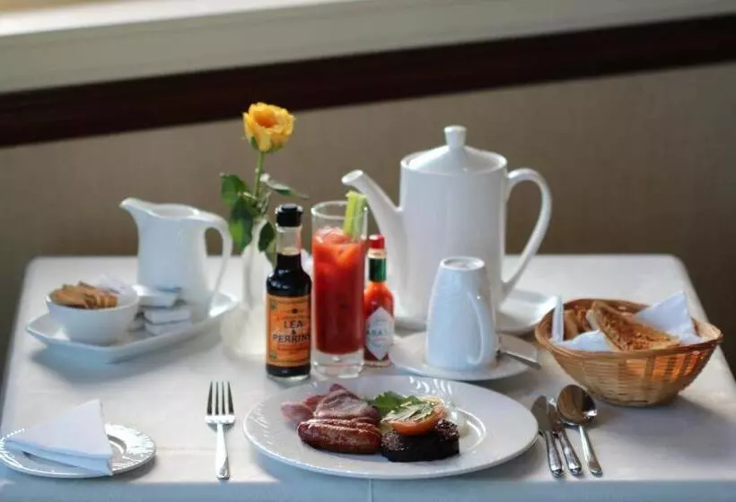 Strathburn Hotel Inverurie By Compass Hospitality