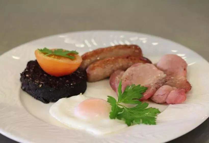 Strathburn Hotel Inverurie By Compass Hospitality