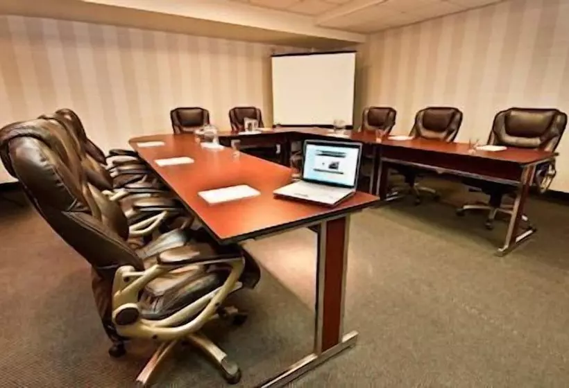 Repotel Aéroport Québec