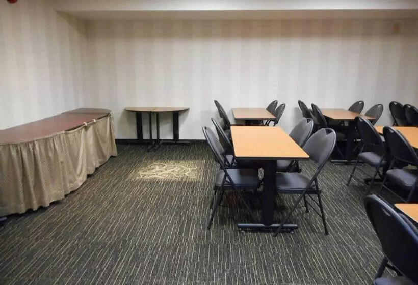 Repotel Aéroport Québec