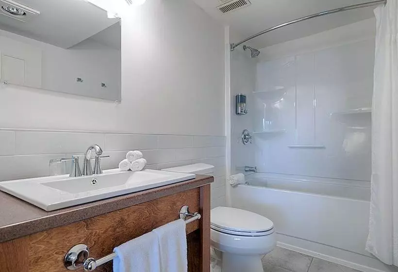 호텔 Auberge Handfield Et Spa