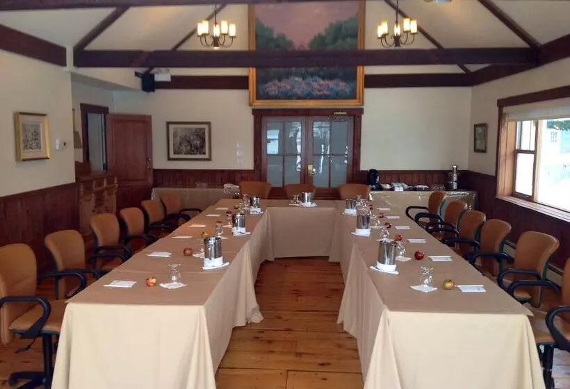 호텔 Auberge Handfield Et Spa