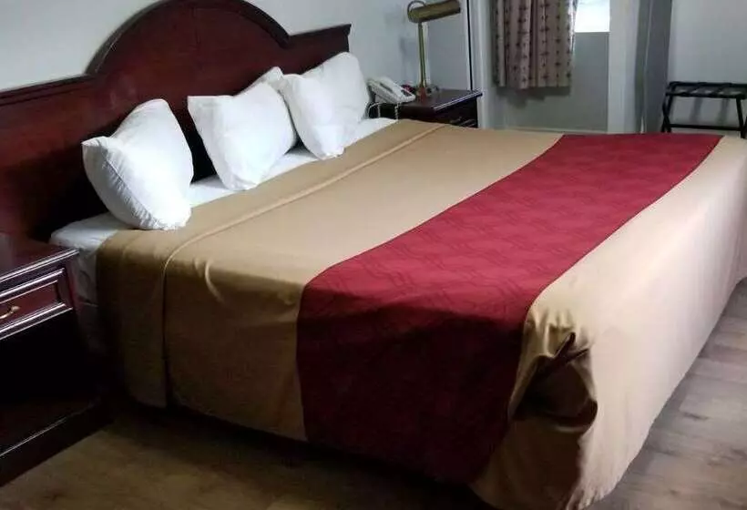 Отель Baymont By Wyndham Montreal Airport