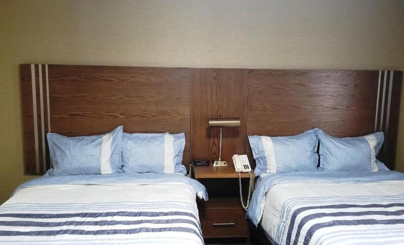 هتل Baymont By Wyndham Montreal Airport