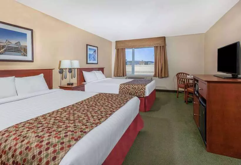 ホテル Super 8 By Wyndham Campbellton Nb