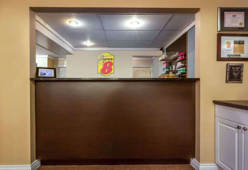 Hotell Super 8 By Wyndham Duncan