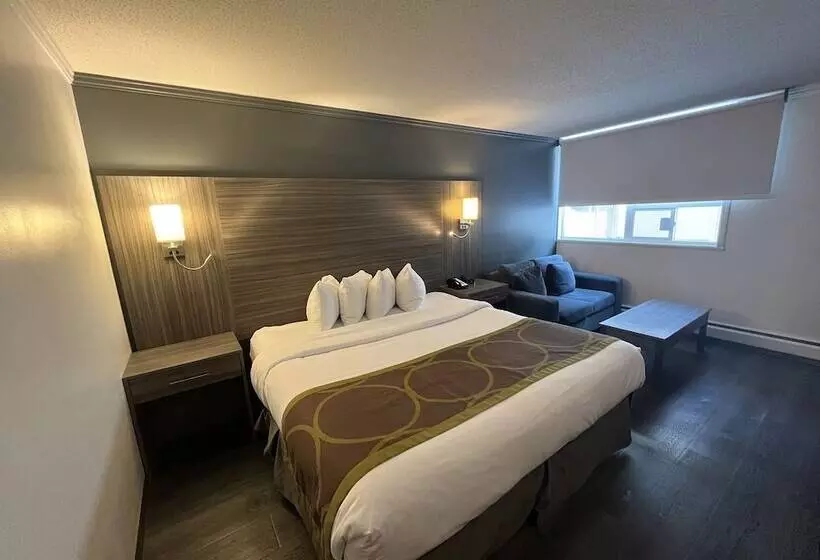 בית מלון כפרי Super 8 By Wyndham Macleod Trail Calgary