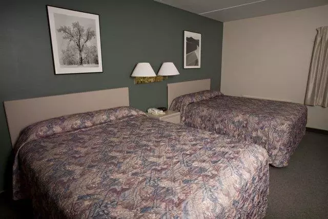 Heritage Inn Hotel & Convention Centre   Taber