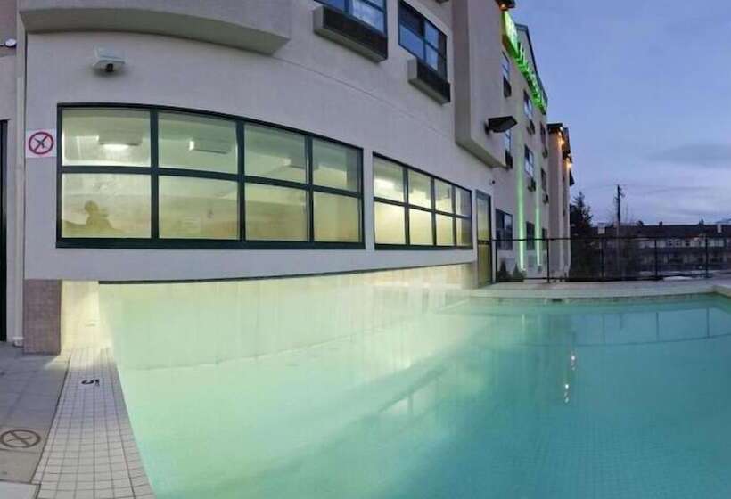 Hotel Doubletree By Hilton Kelowna