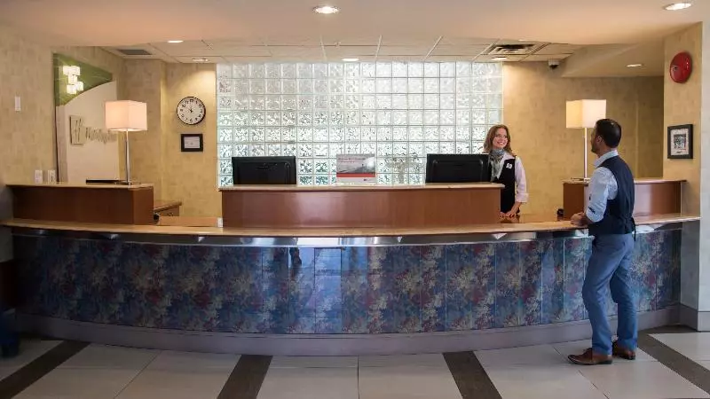 בית מלון כפרי Doubletree By Hilton Kelowna