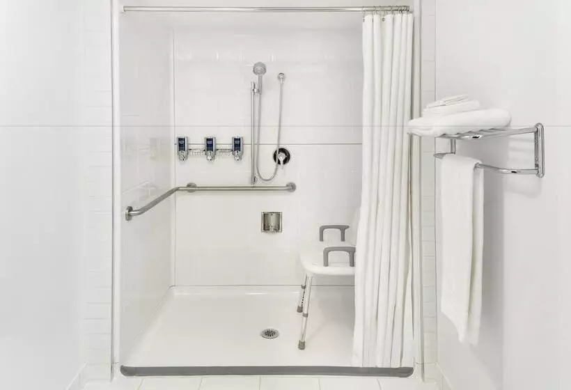 ホテル Four Points By Sheraton Surrey