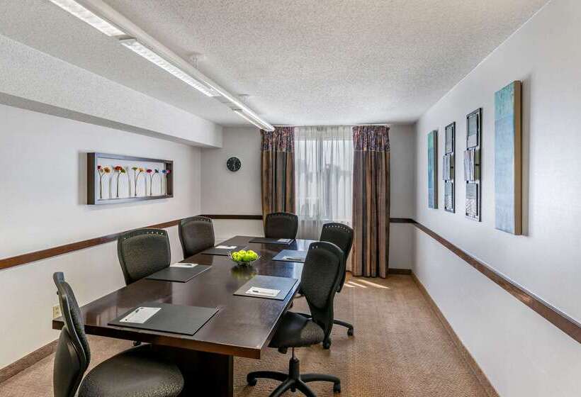 فندق Quality Inn And Suites Montreal East