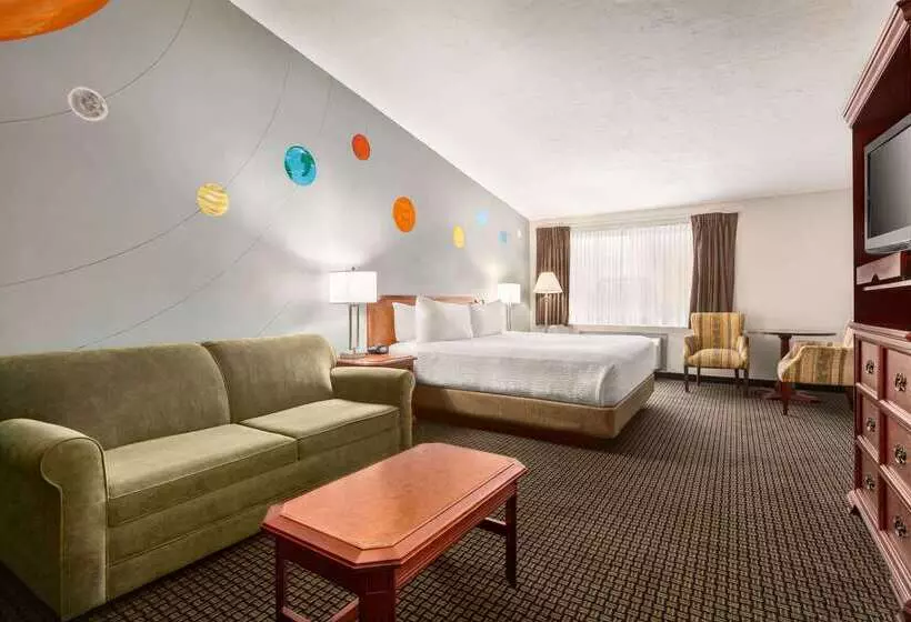 ホテル Days Inn & Suites By Wyndham Moncton