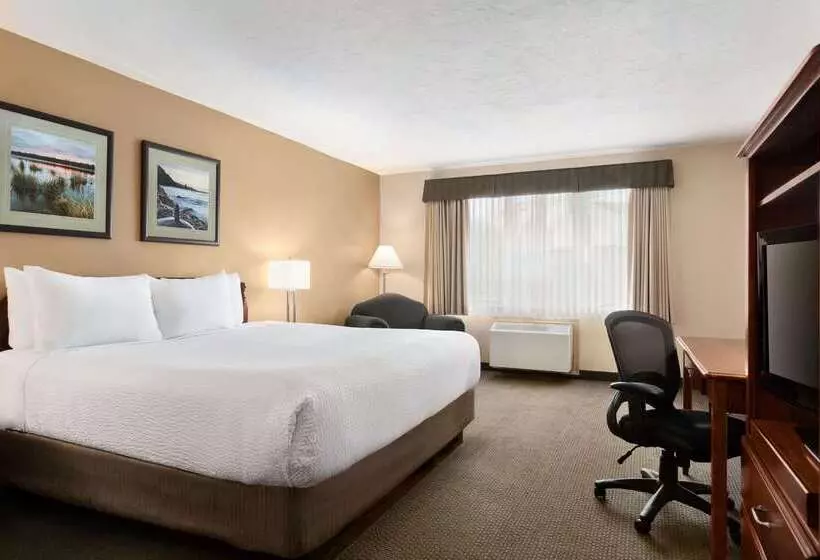ホテル Days Inn & Suites By Wyndham Moncton