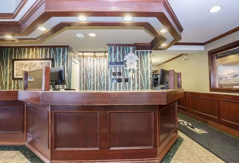 Sandman Hotel Terrace