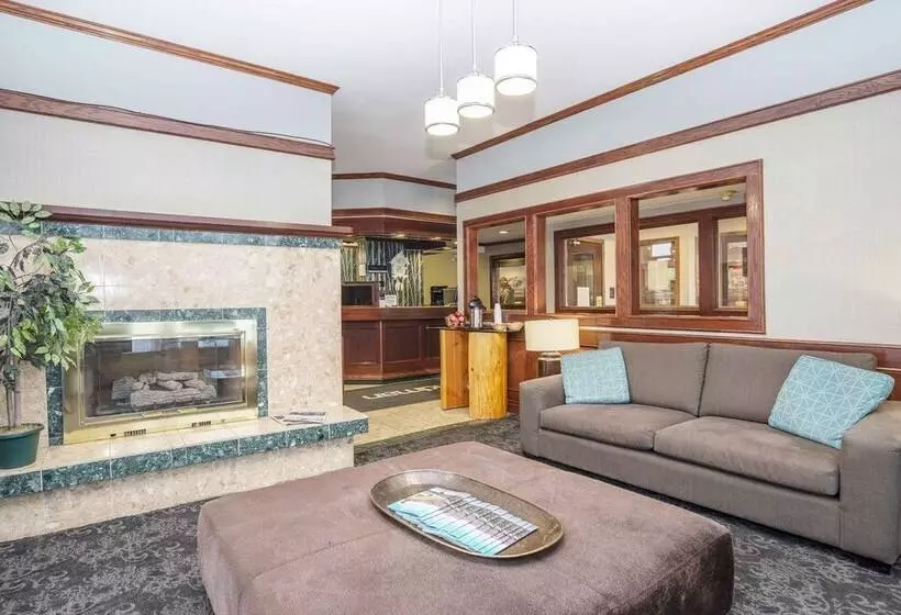 Sandman Hotel Terrace