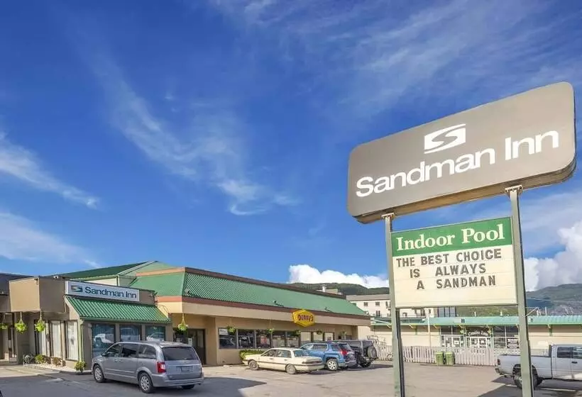 Sandman Hotel Terrace