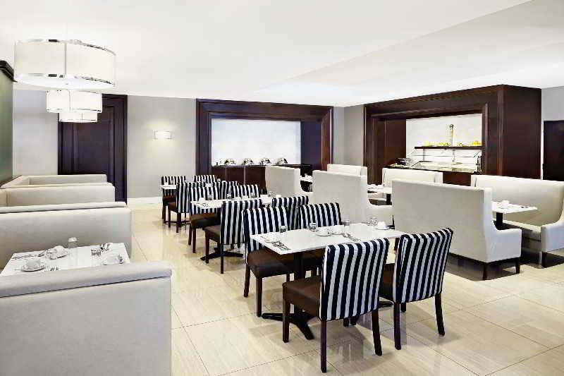 فندق Sheraton Montreal Airport