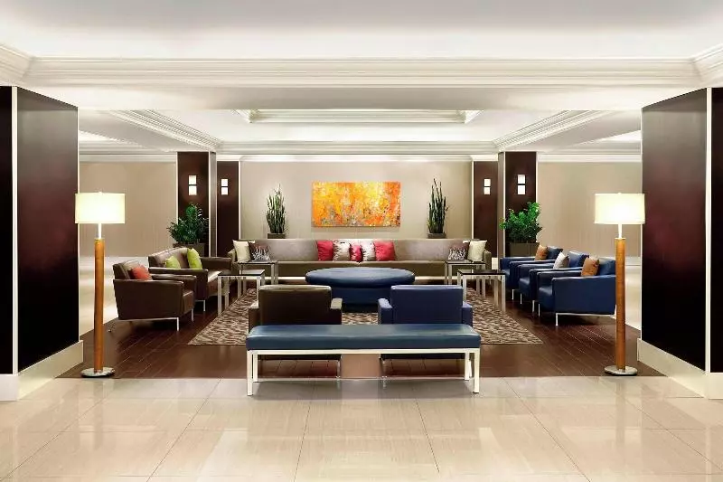 호텔 Sheraton Montreal Airport