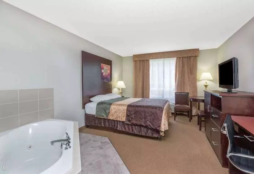 호텔 Super 8 By Wyndham Innisfail