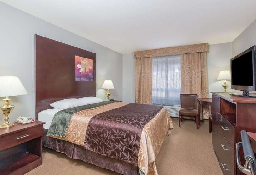 ホテル Super 8 By Wyndham Innisfail