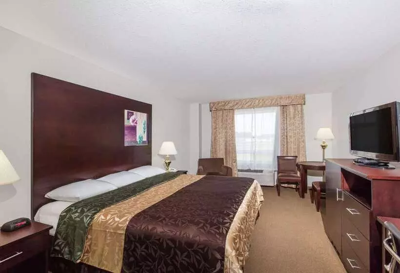 호텔 Super 8 By Wyndham Innisfail