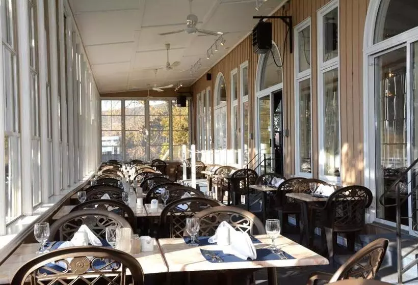 Isaiah Tubbs Resort & Conference Centre