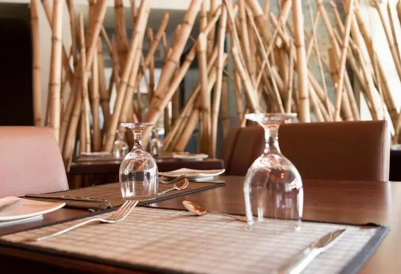 Rincon Del Valle Hotel & Suites