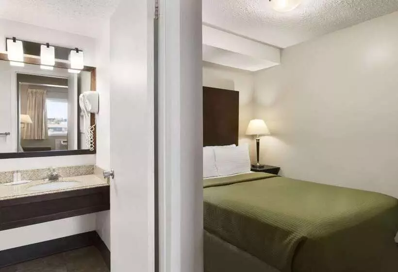 Hotel Thriftlodge Saskatoon